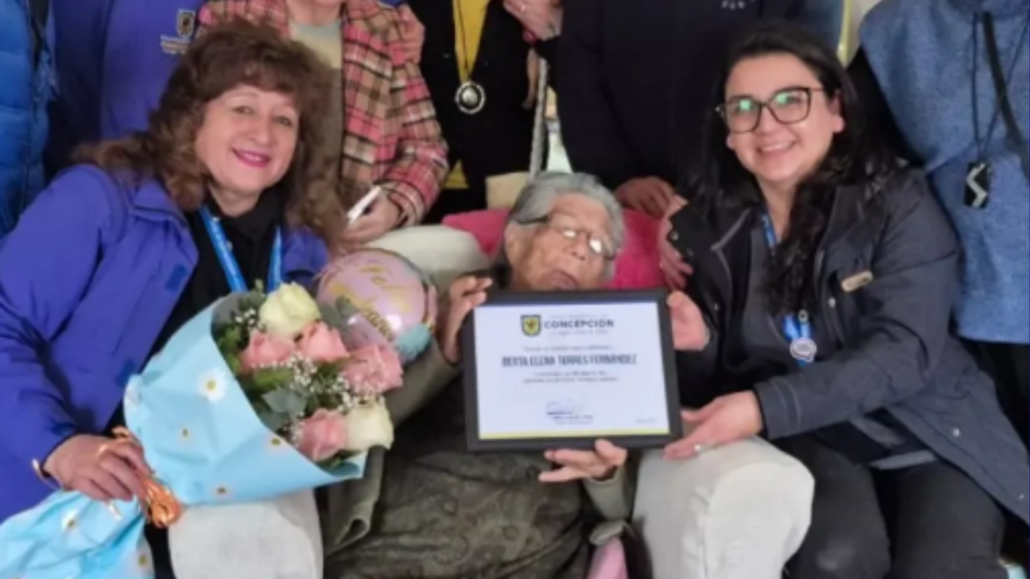 105 años de historia: Homenajean a querida vecina del sector Prieto…