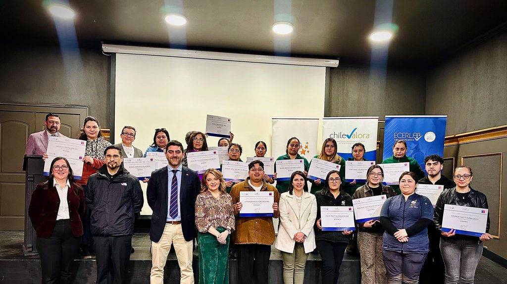 CHILEVALORA CERTIFICA LAS COMPETENCIAS LABORALES DE TRABAJADORES DEL…