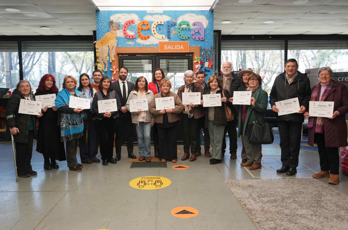 Laboratorio de escritura autobiográfica fortalece la memoria y el…
