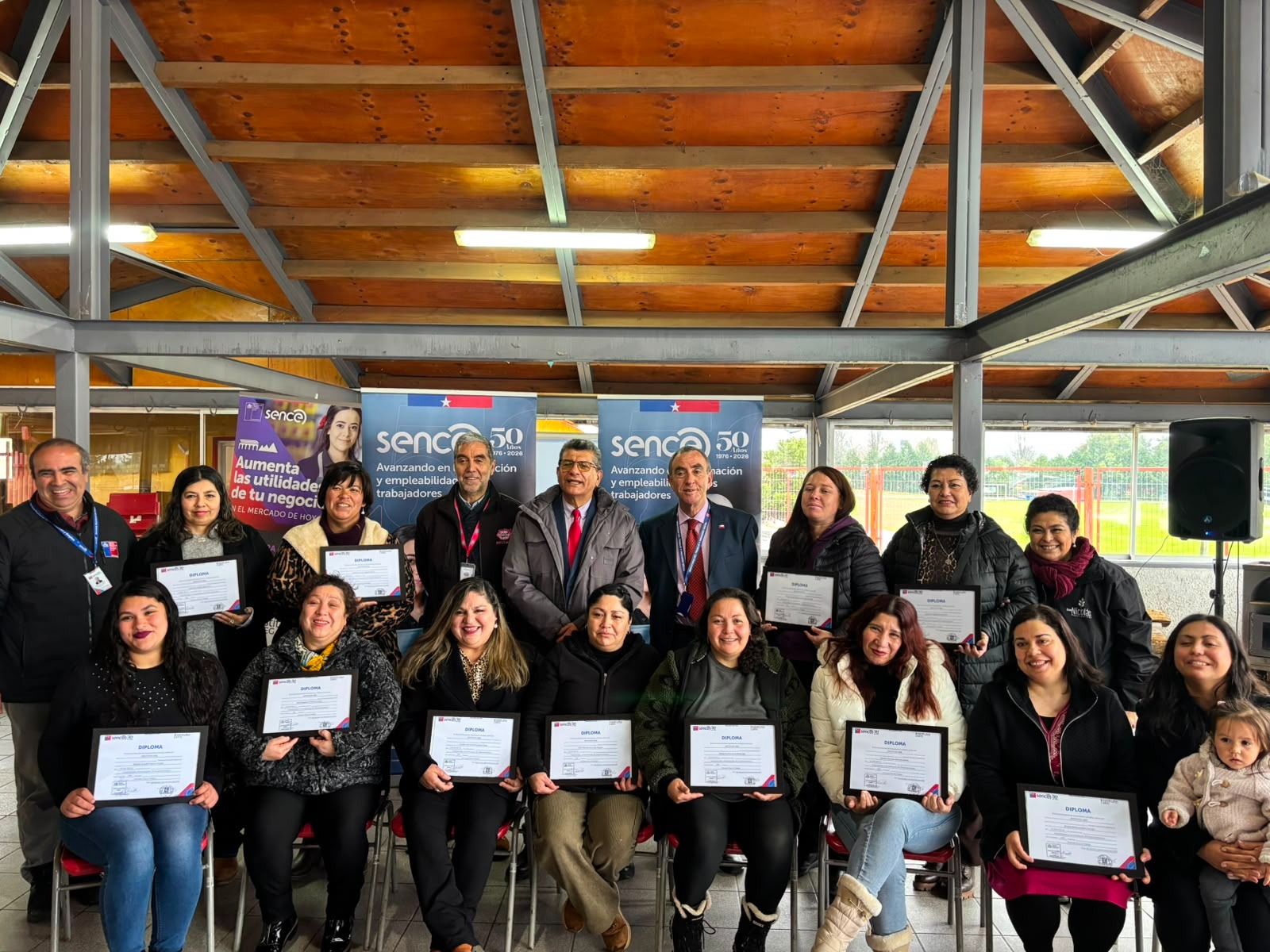 19 mujeres de San Nicolás se certifican tras completar curso de…