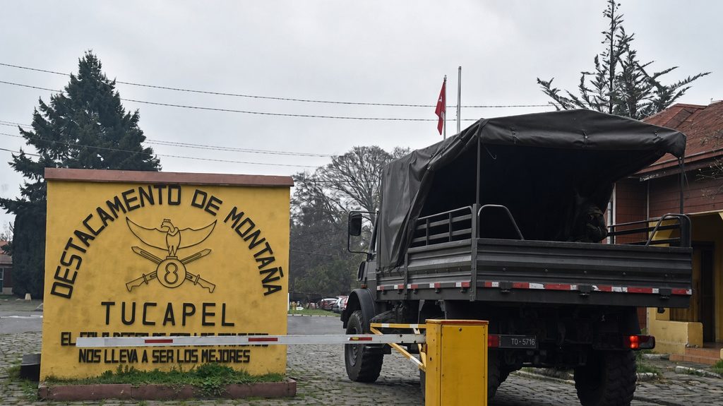 SEPTIEMBRE: BAJO UNA MISMA BANDERA