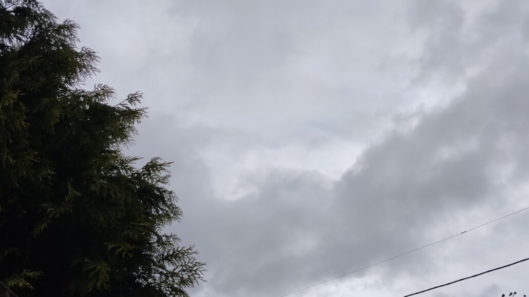 Biobío bajo aviso por posibles nubes convectivas con características…