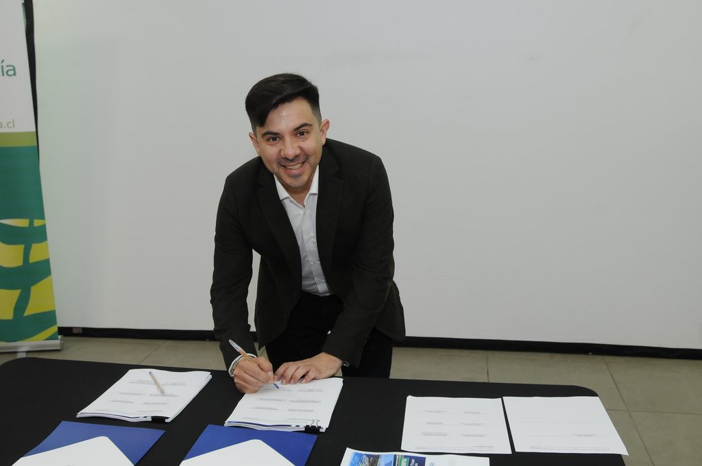 EMPRESAS DE LAUTARO IMPULSAN UN ACUERDO PIONERO EN CHILE PARA…