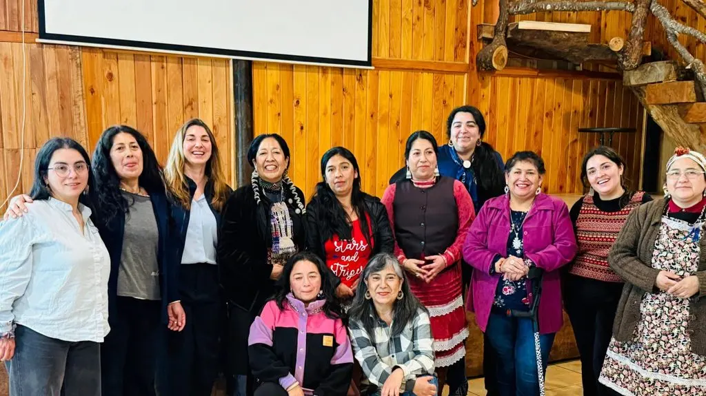 CONADI FINANCIA TALLER DE ORFEBRERÍA PARA EMPRENDEDORAS MAPUCHE DE…