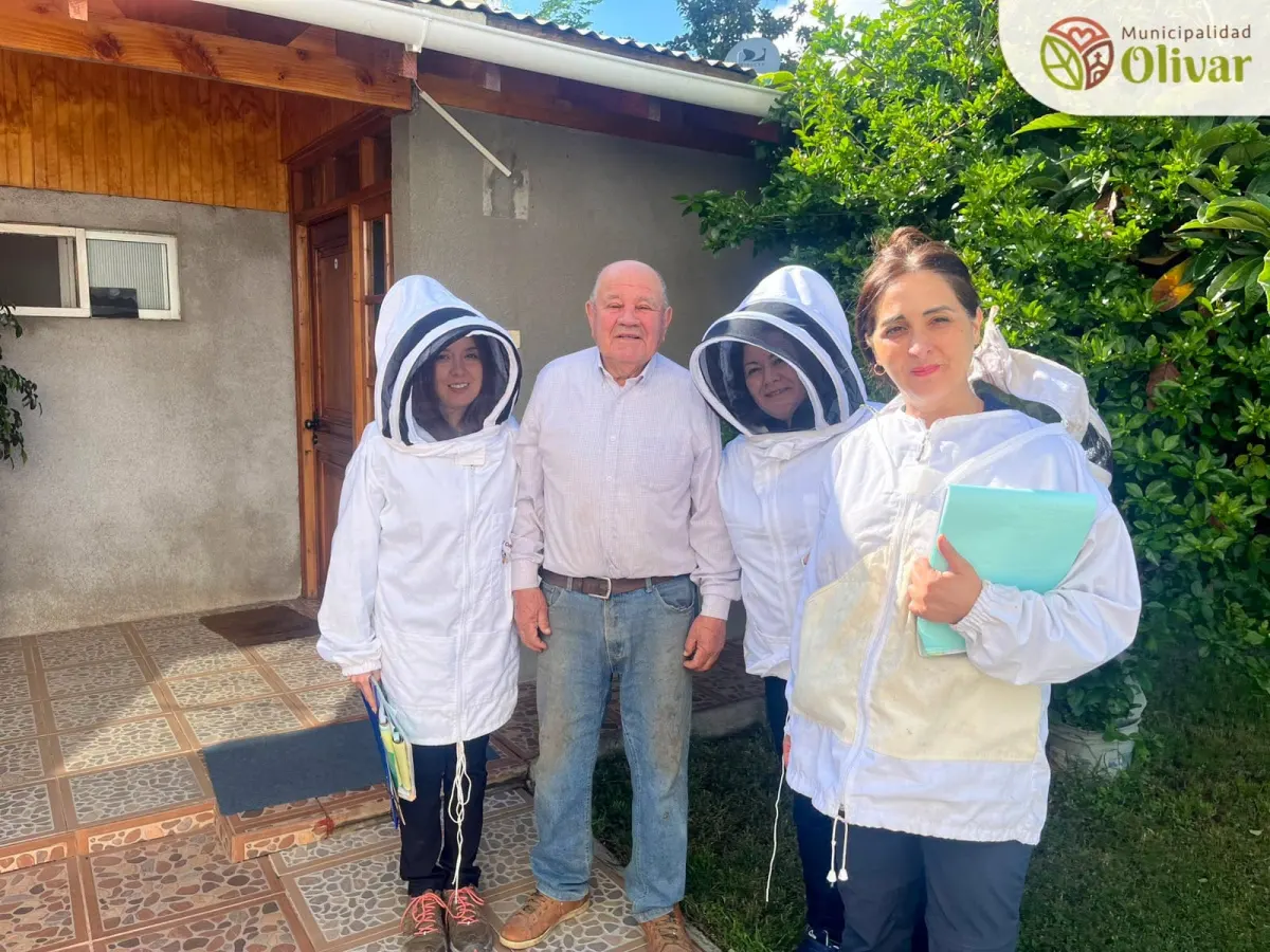 PRODESAL Olivar refuerza conocimientos sobre sanidad apícola
