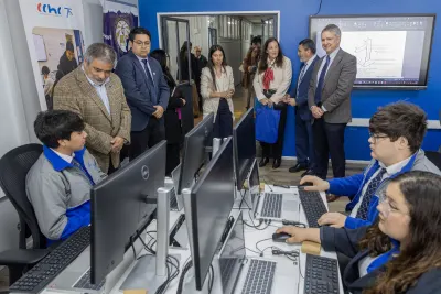 “Construyo mi Futuro”: CChC inaugura sala que beneficiará a…