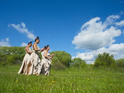 Creación escénica inspirada en la celebración de la Cruz de Mayo se…