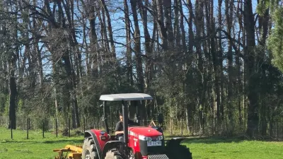 CARABINEROS RECUPERA EN VILCÚN TRACTOR VALORADO EN 46 MILLONES TRAS…